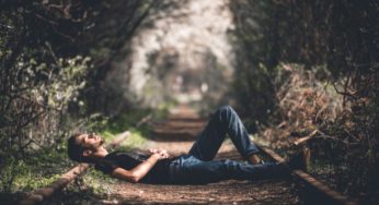 A study connects the munchies and sleep deprivation