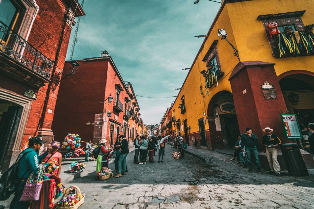 A street in Mexico representing the Cookies cannabis brand's plans for the country