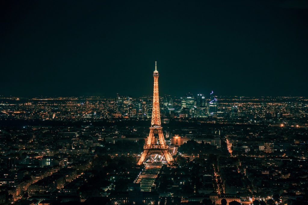 The Eiffel tower representing cannabis in France