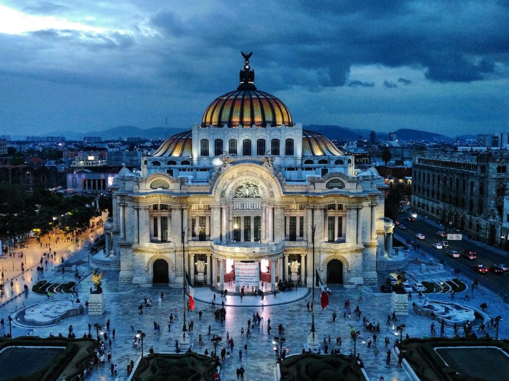 Mexico City offers many opportunities for both cannabis growers and sellers