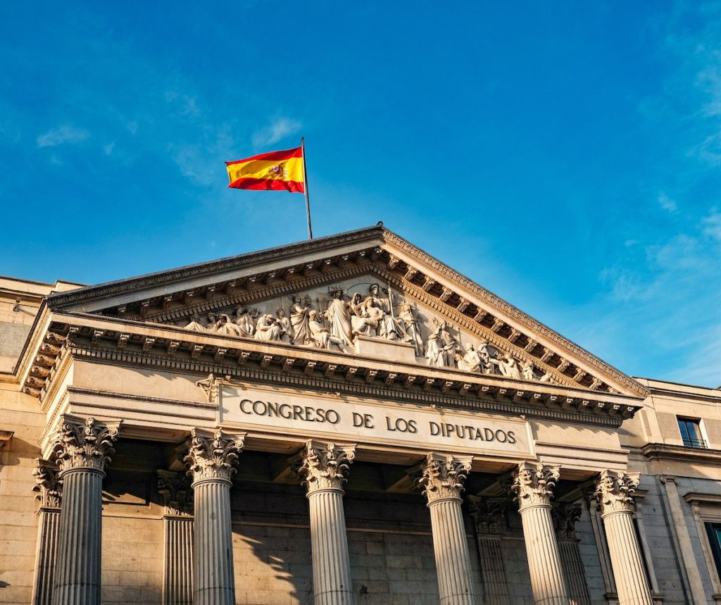 Spanish government reluctant to approve a formal cannabis legalization