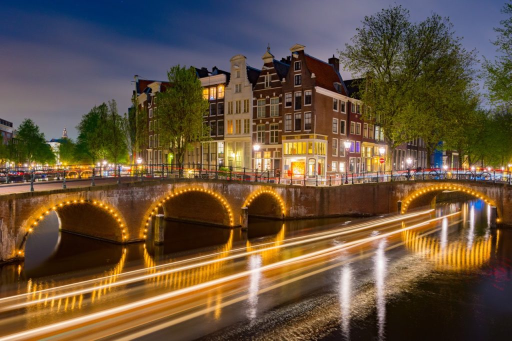 Amsterdam Mayor Wants to Ban Coffee Shops for Tourists