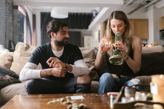 Bongs and Science: Are They Healthier?
