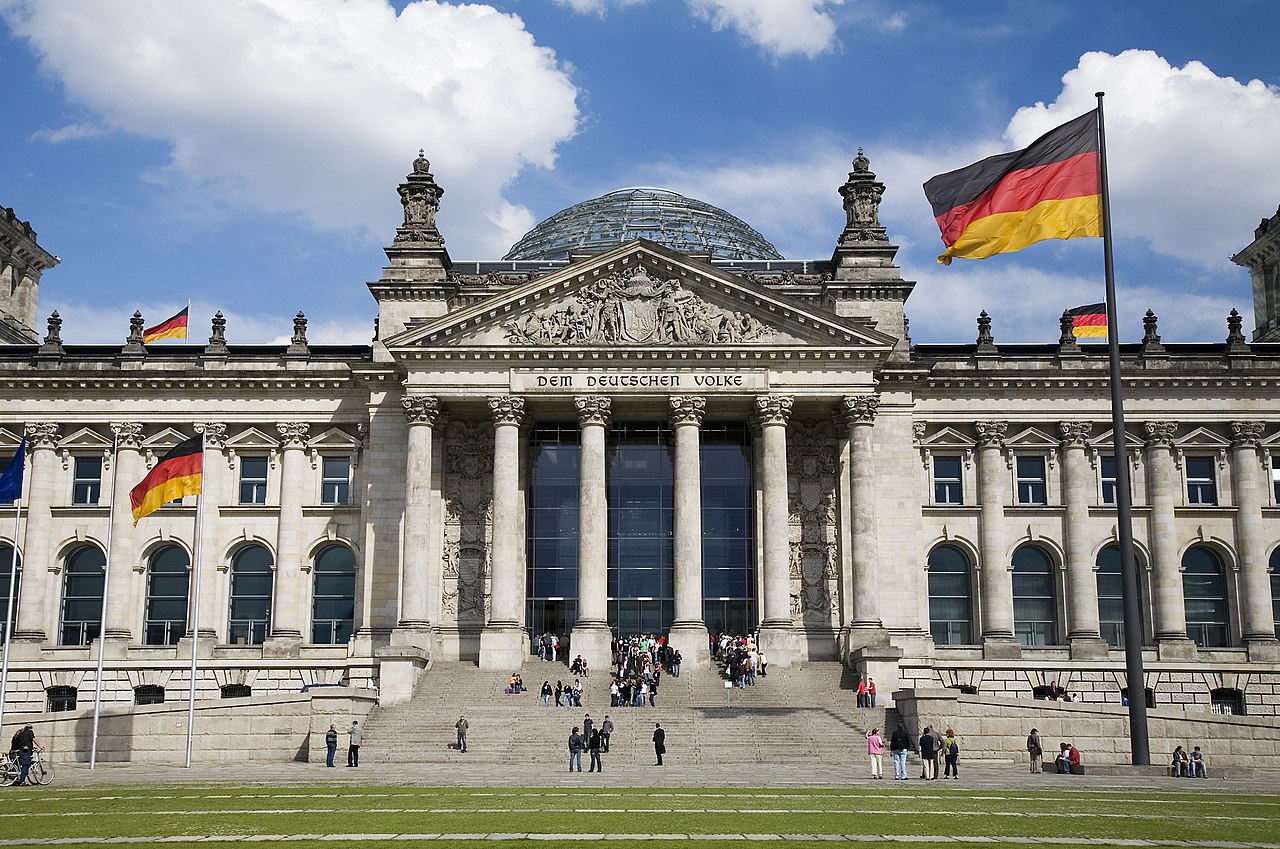 German government approves cannabis legalization bill